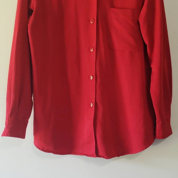 Foxcroft Long Sleeve Button Up Blouse Top Women's 6 Deep Red Quiet Luxury Classy - Picture 3 of 10